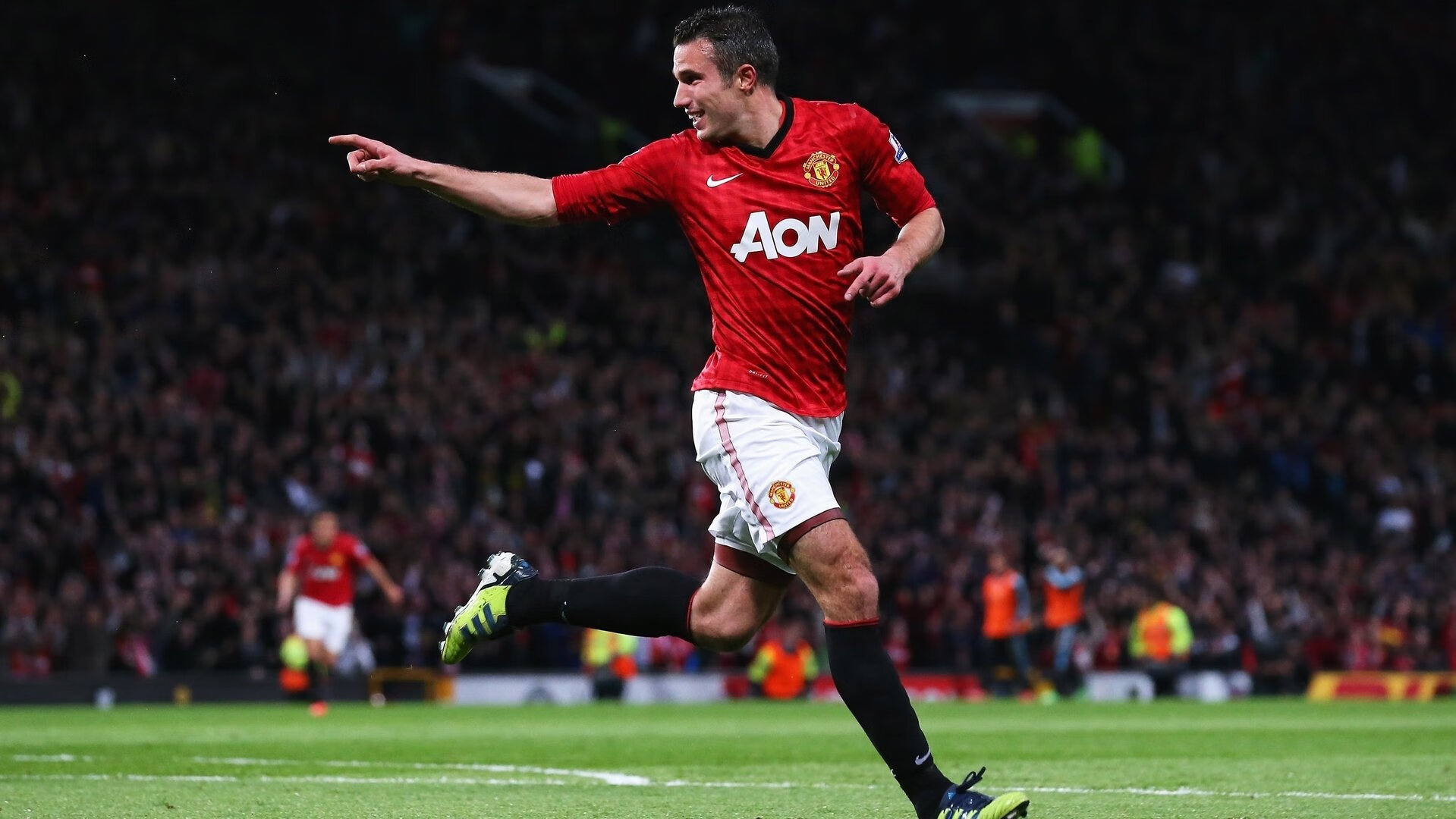 “西甲门将神扑救险，场面惊险刺激”，足球门将神扑